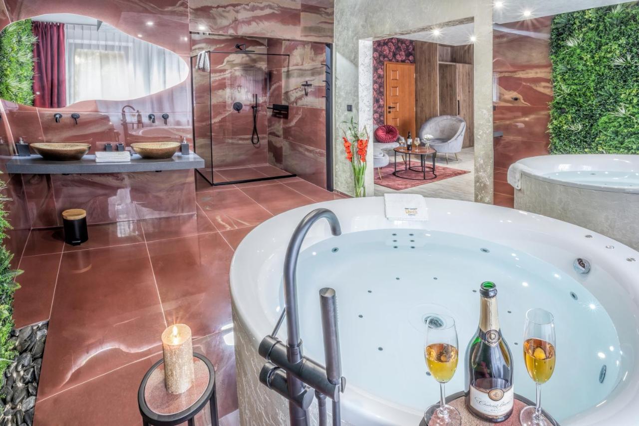 Hotel Beta Bzenec Eksteriør billede