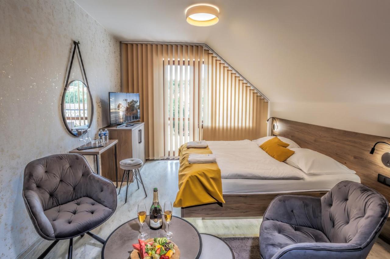 Hotel Beta Bzenec Eksteriør billede