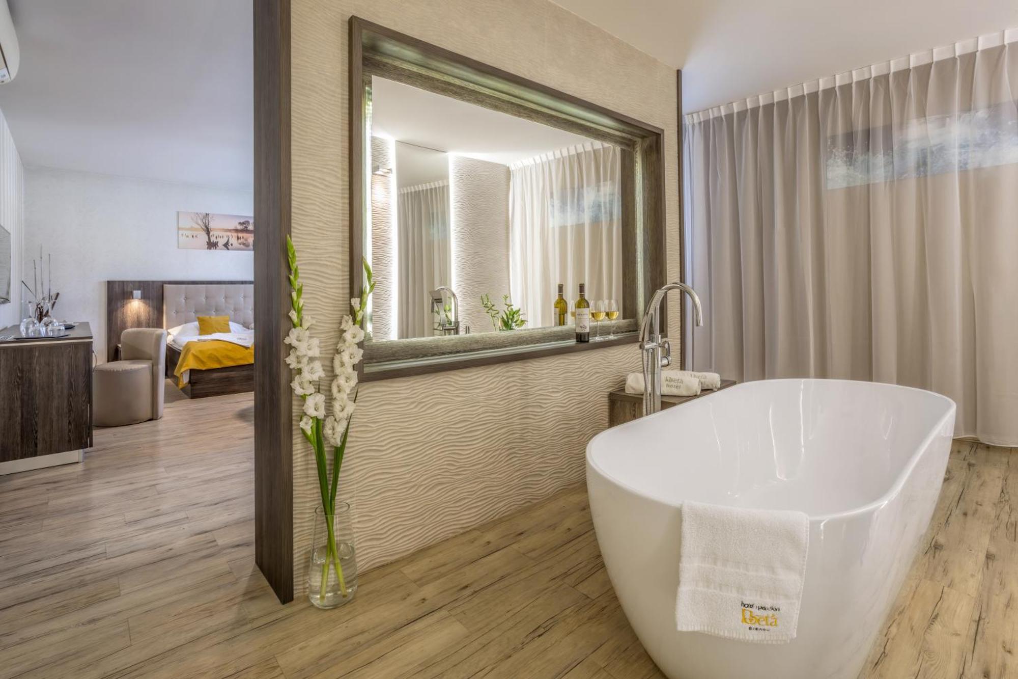 Hotel Beta Bzenec Eksteriør billede