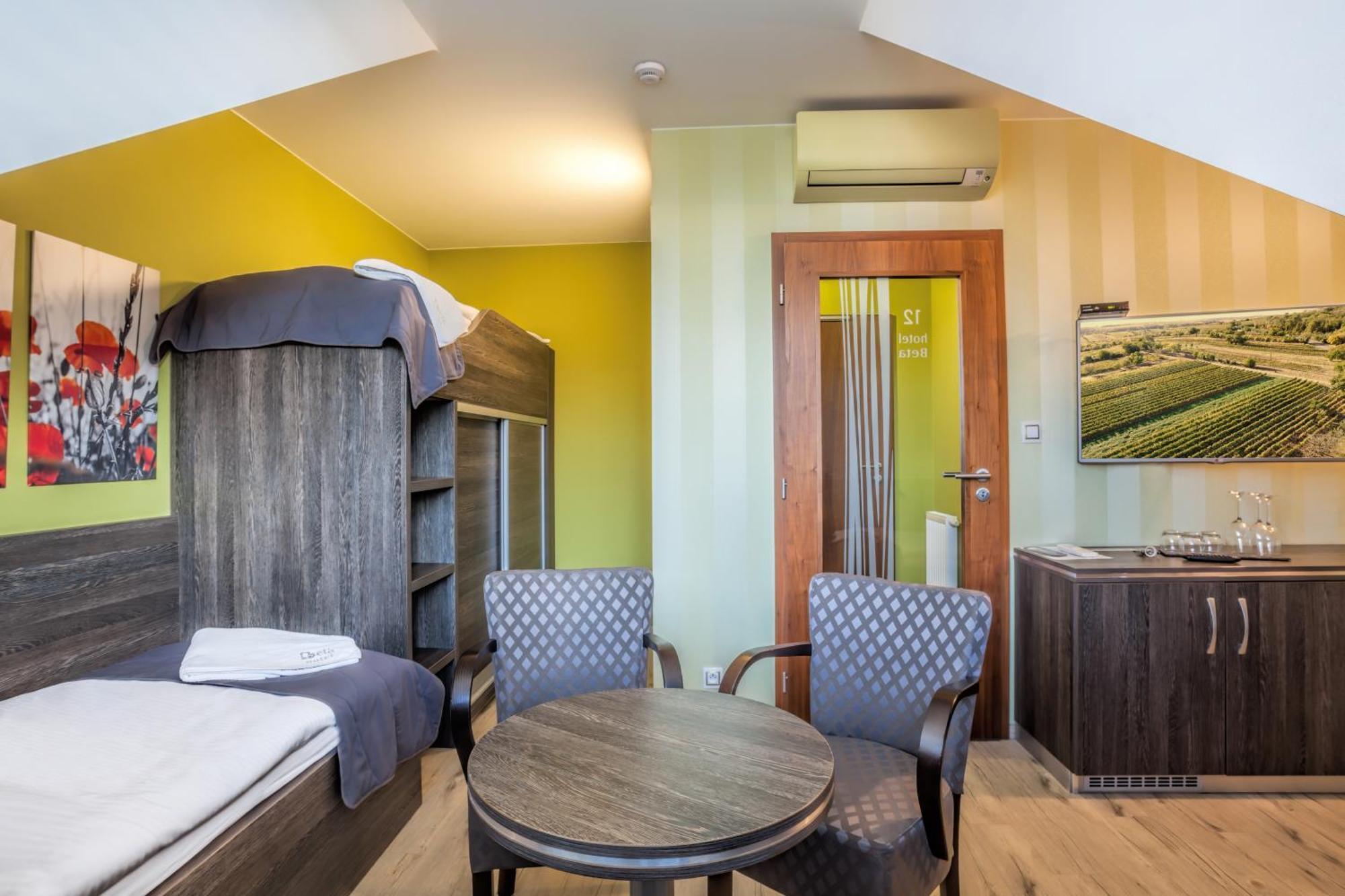 Hotel Beta Bzenec Eksteriør billede
